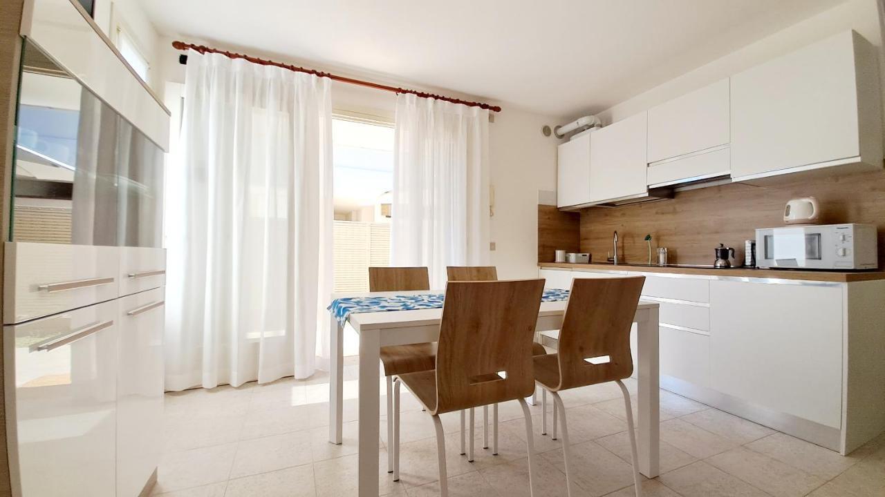 Villa Barbara Fra I Pini Lignano Sabbiadoro Luaran gambar
