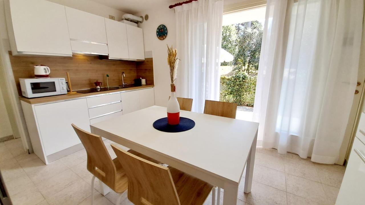 Villa Barbara Fra I Pini Lignano Sabbiadoro Luaran gambar