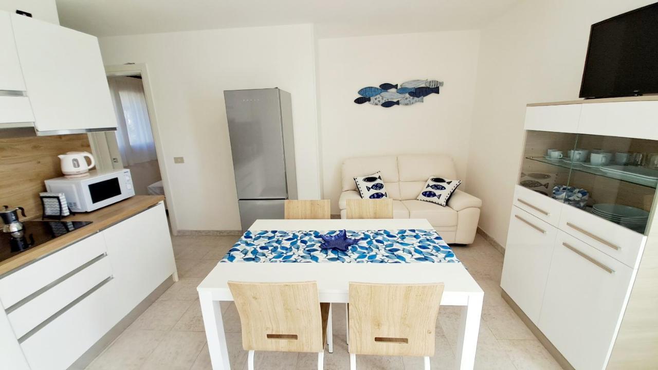 Villa Barbara Fra I Pini Lignano Sabbiadoro Luaran gambar