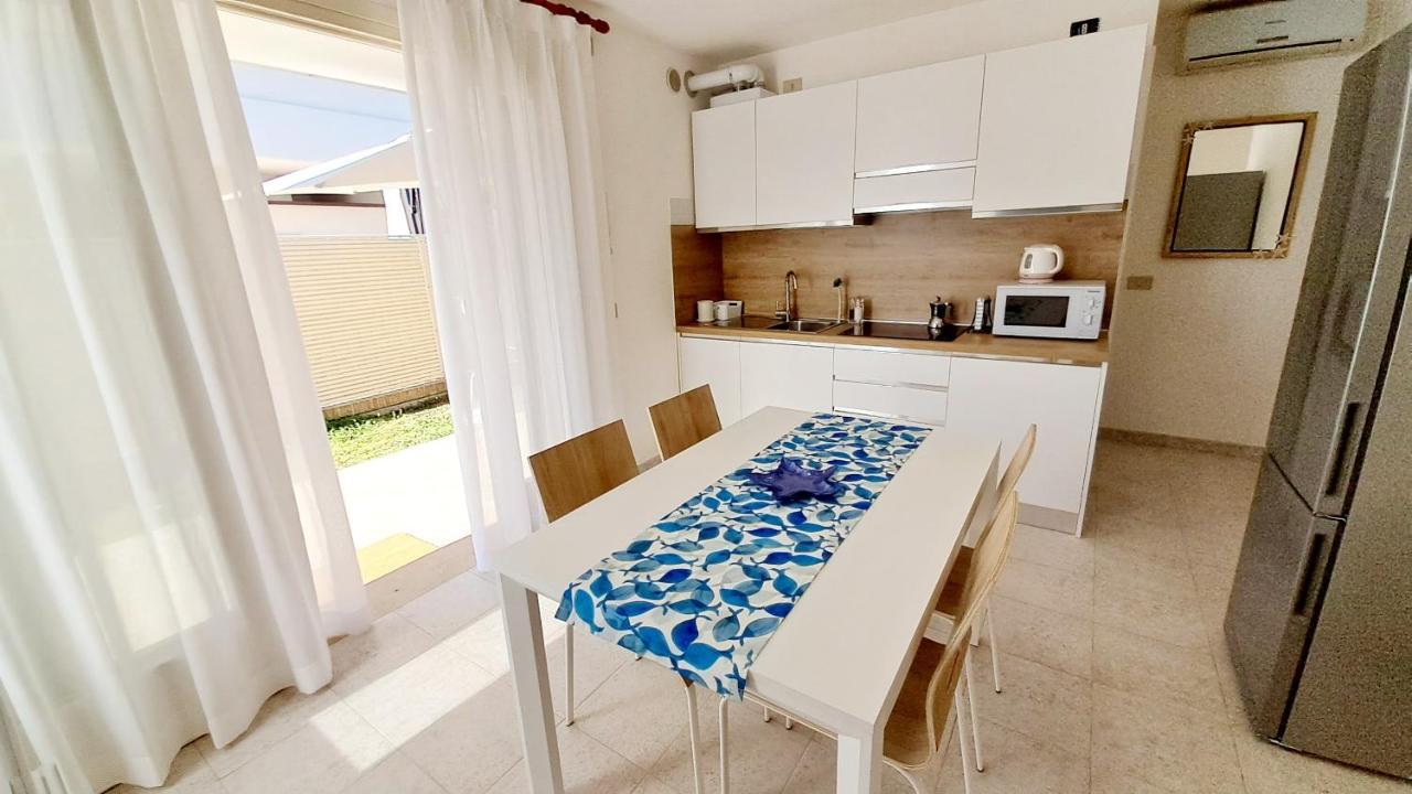 Villa Barbara Fra I Pini Lignano Sabbiadoro Luaran gambar