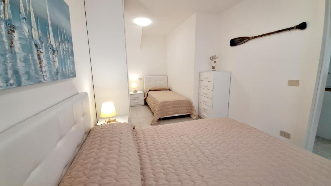 Villa Barbara Fra I Pini Lignano Sabbiadoro Luaran gambar