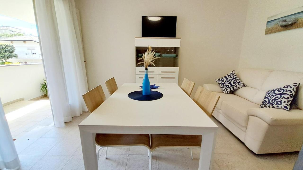 Villa Barbara Fra I Pini Lignano Sabbiadoro Luaran gambar